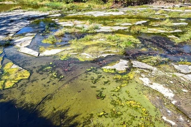 Hulbert, Oklahoma, 74441, United States, 4 Bedrooms Bedrooms, ,2 BathroomsBathrooms,Residential,For Sale,1983327