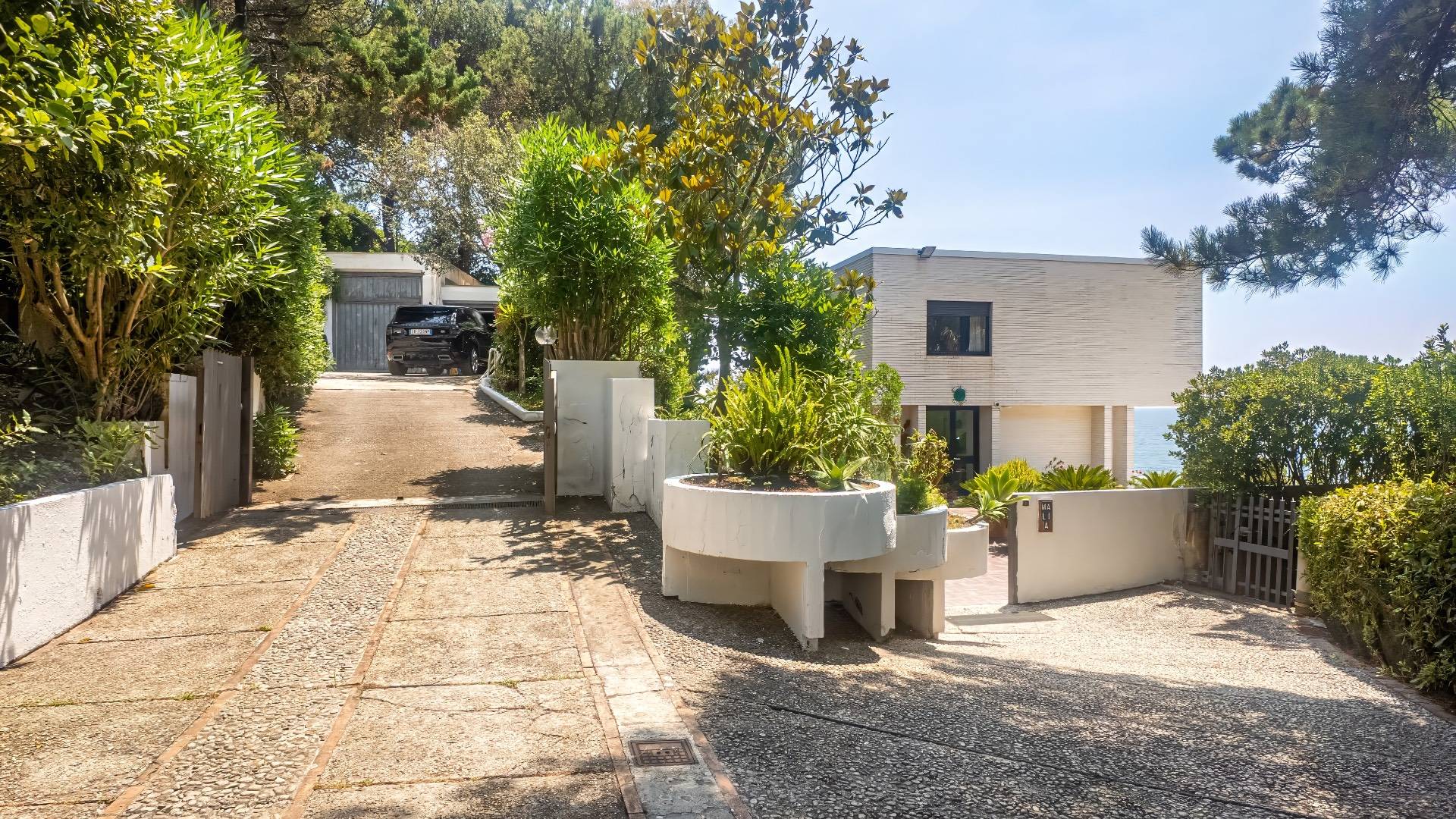 Minturno, Latina, 04026, IT, 9 Bedrooms Bedrooms, ,5 BathroomsBathrooms,Residential,For Sale,1882279