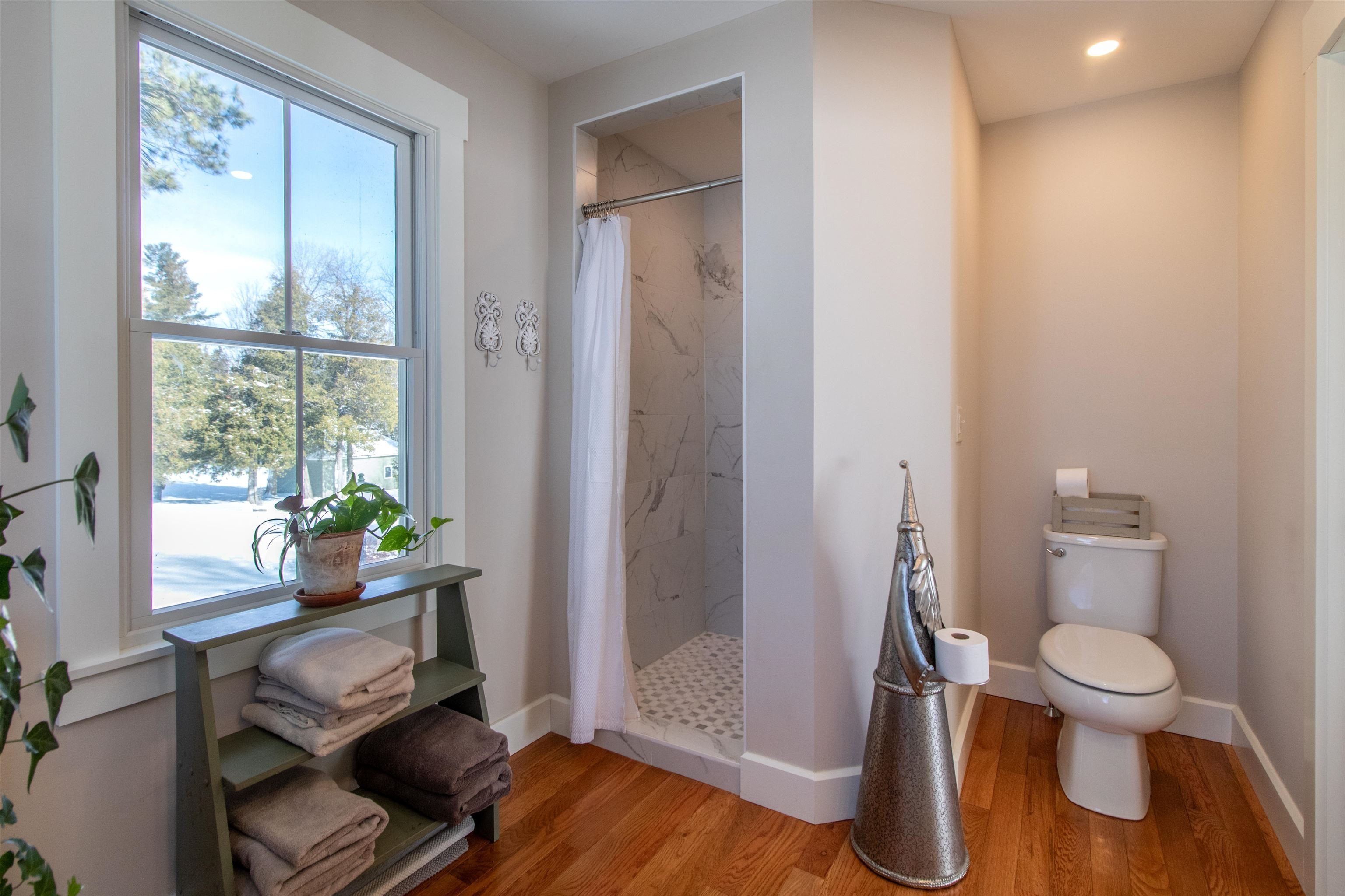 Derby, Vermont, 05829, United States, 6 Bedrooms Bedrooms, ,2 BathroomsBathrooms,Residential,For Sale,2018561