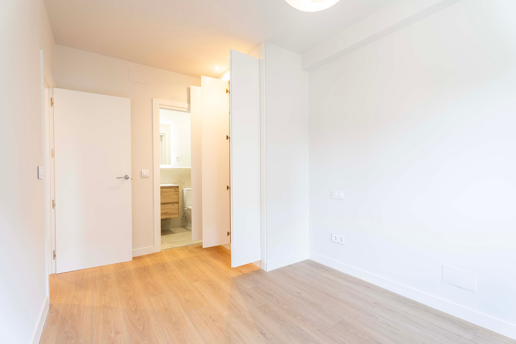  Renovated 2-bedroom flat with excellent qualities - 物件實景