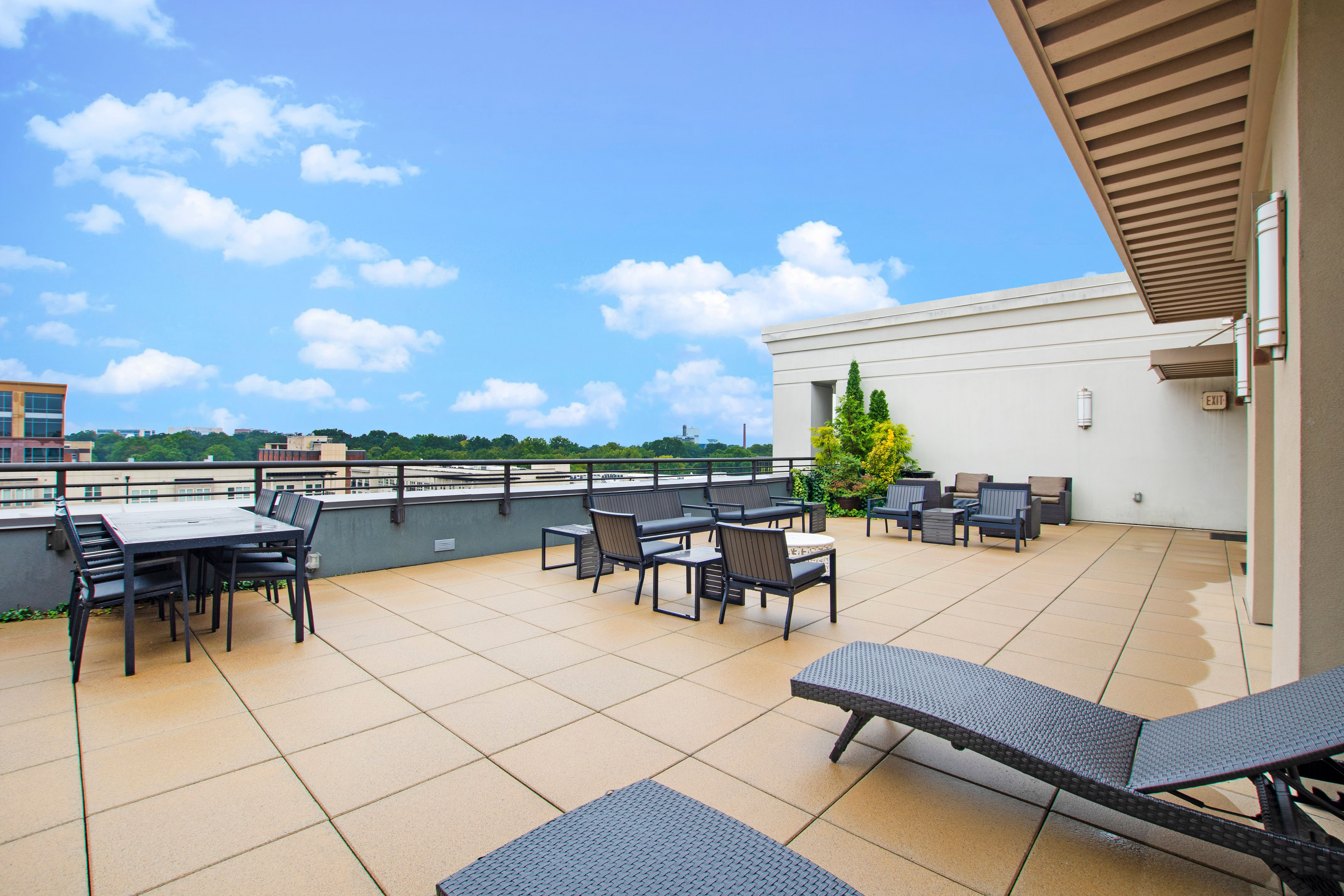  140 W. Franklin Street, Chapel Hill, NC 27514 - 物件實景