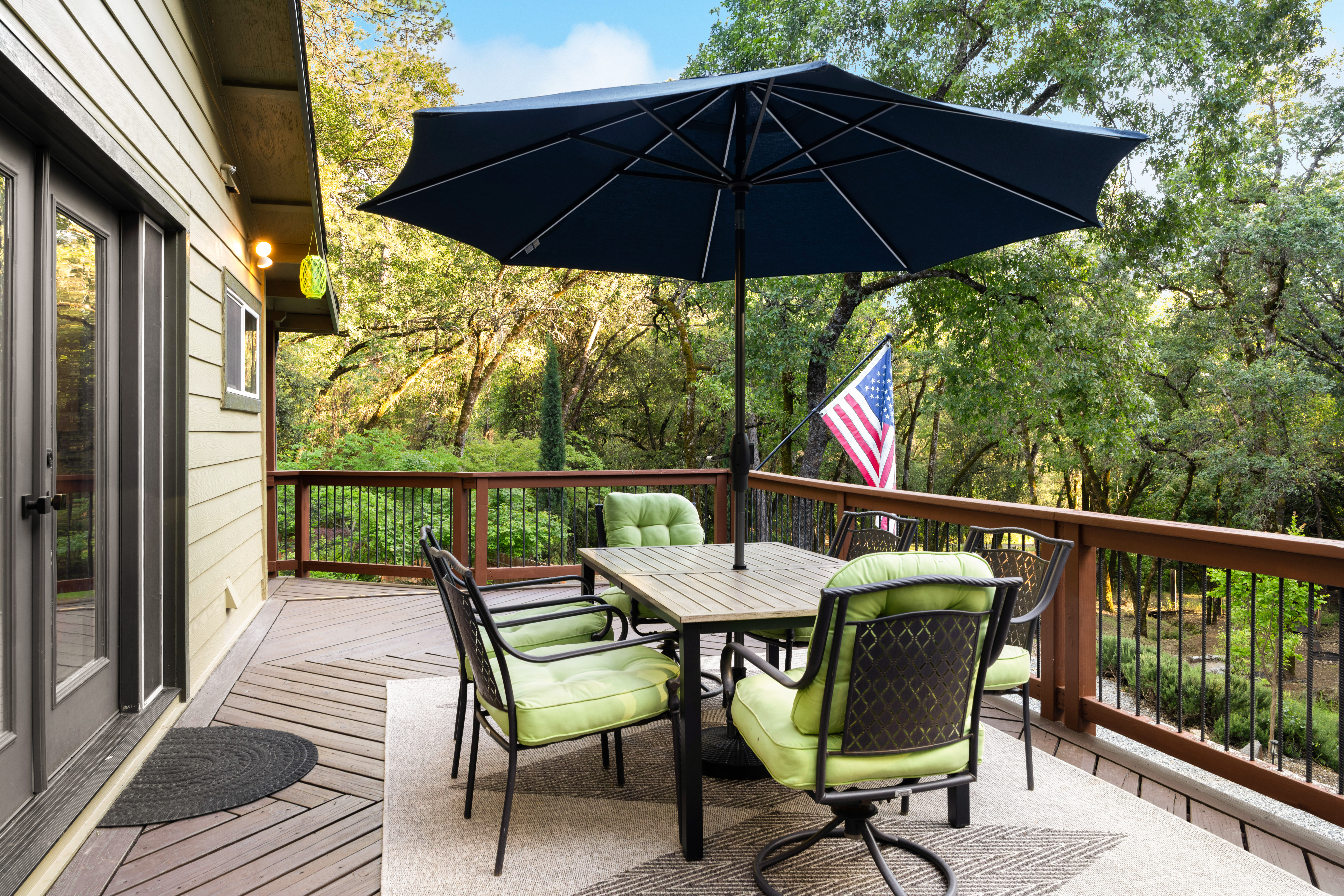  5086 Woodland Drive, Placerville, CA 95667 - 物件實景