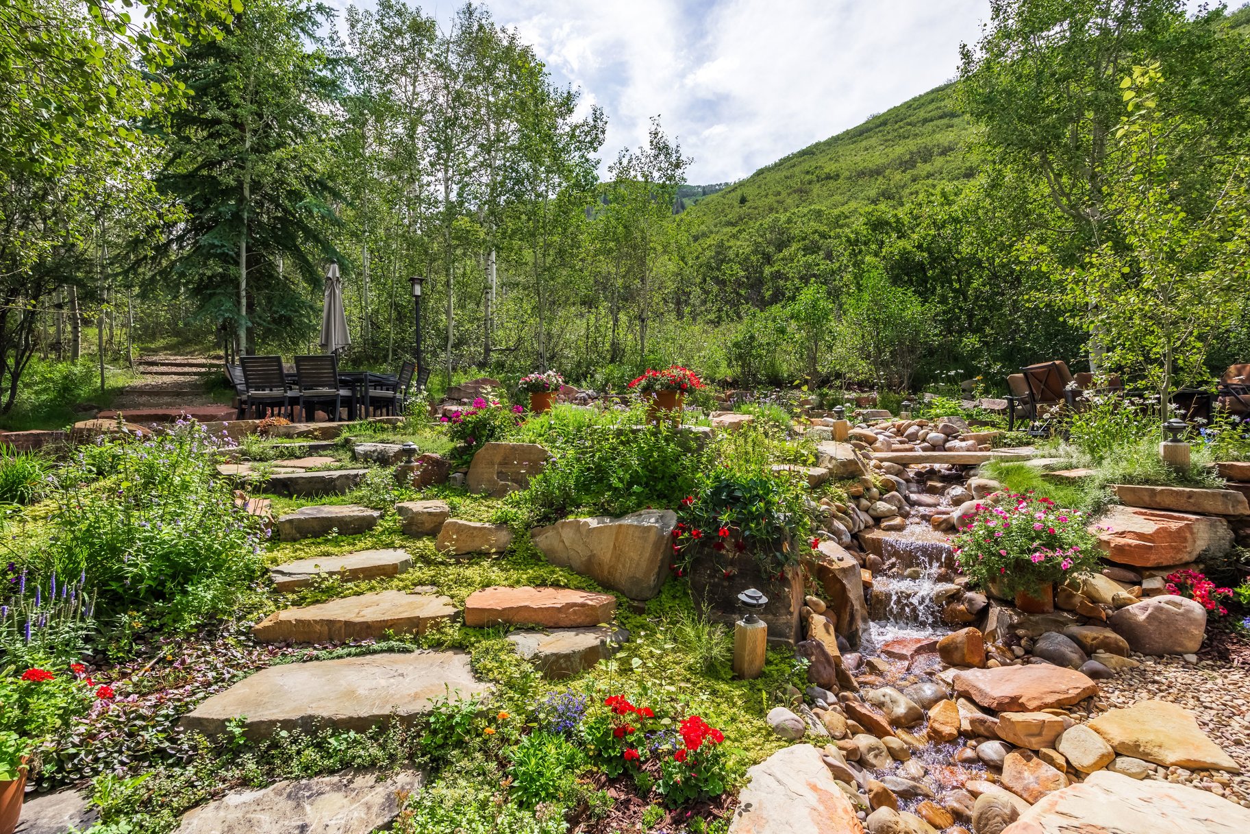  33 ACRE SOULFUL PARK CITY ESTATE WITH GRAND HOME AND GUEST HOUSE - 物件實景