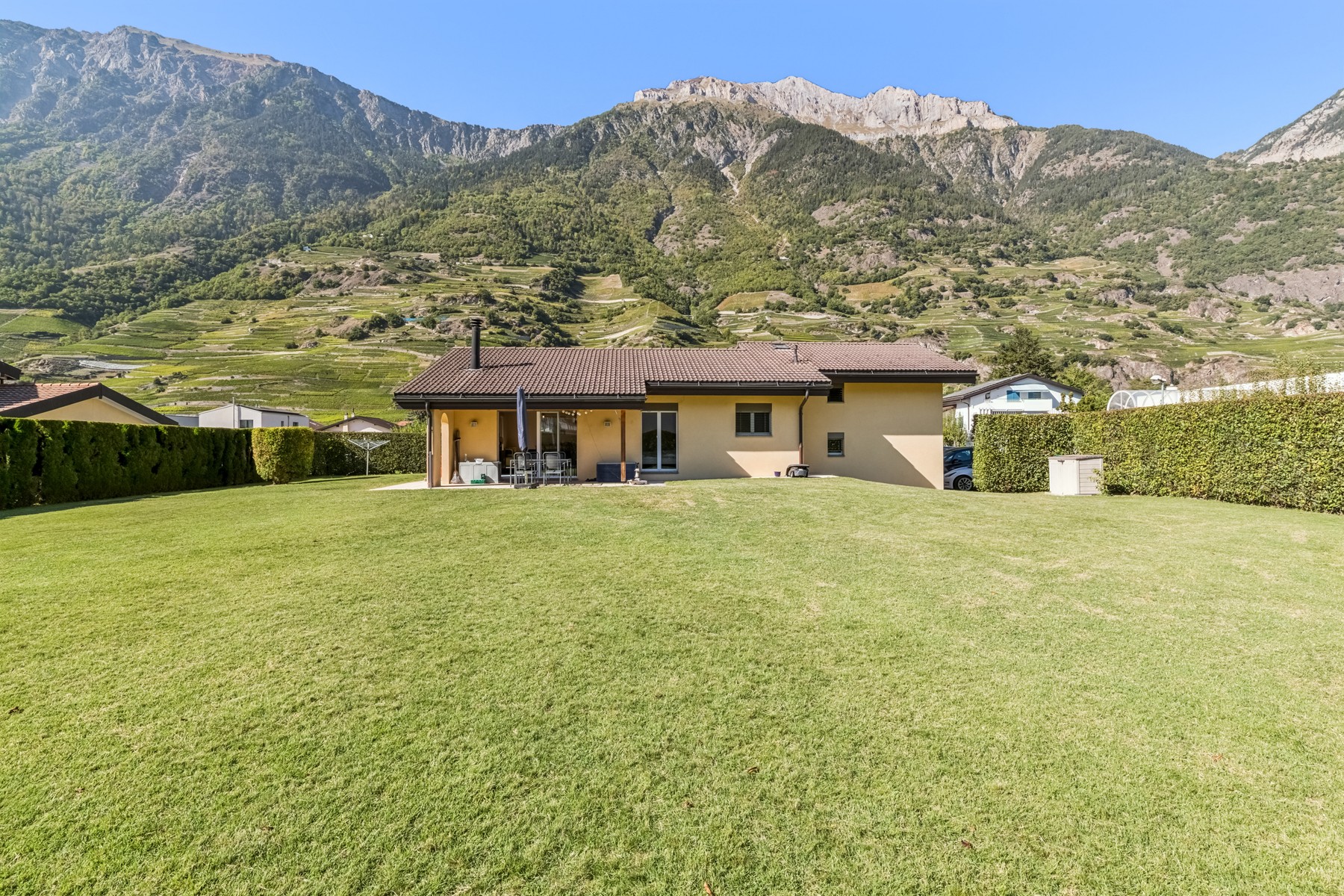  Detached villa with a large lot in a quiet neighborhood - 物件實景