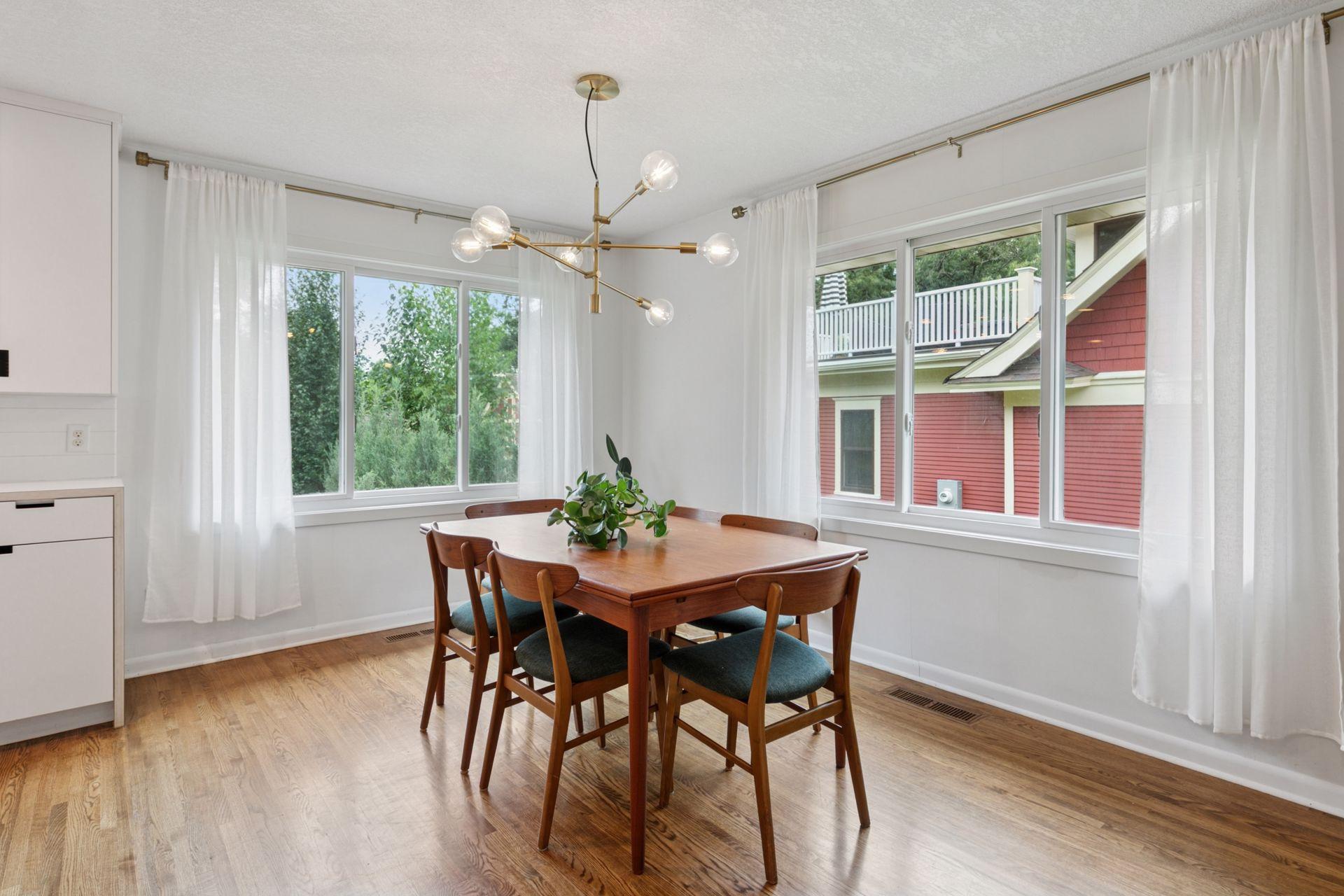 Saint Paul, Minnesota, 55108, United States, 3 Bedrooms Bedrooms, ,1 BathroomBathrooms,Residential,For Sale,1934212