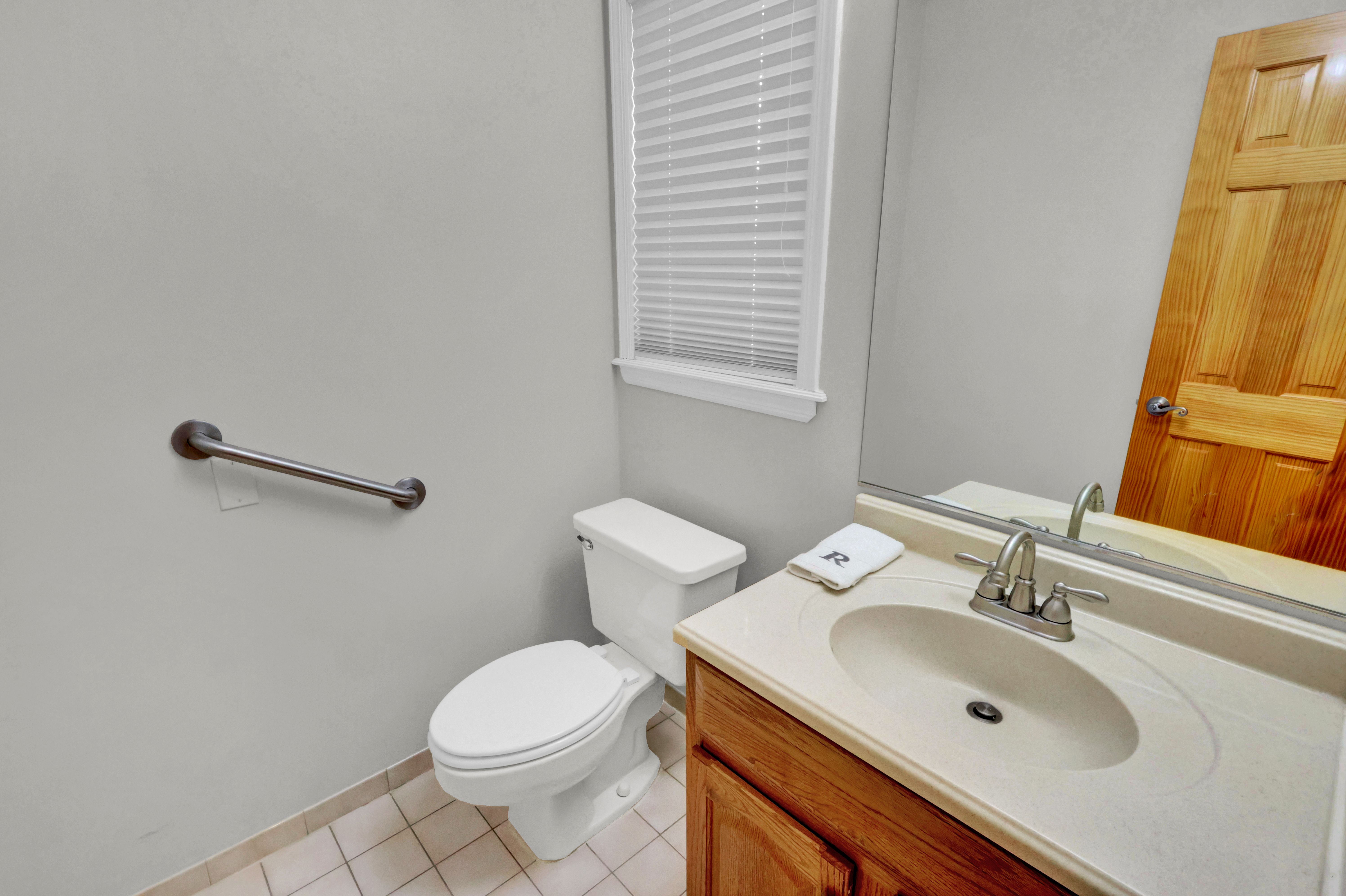  11 Primrose Lane, North Babylon, NY, 11703 - 物件實景