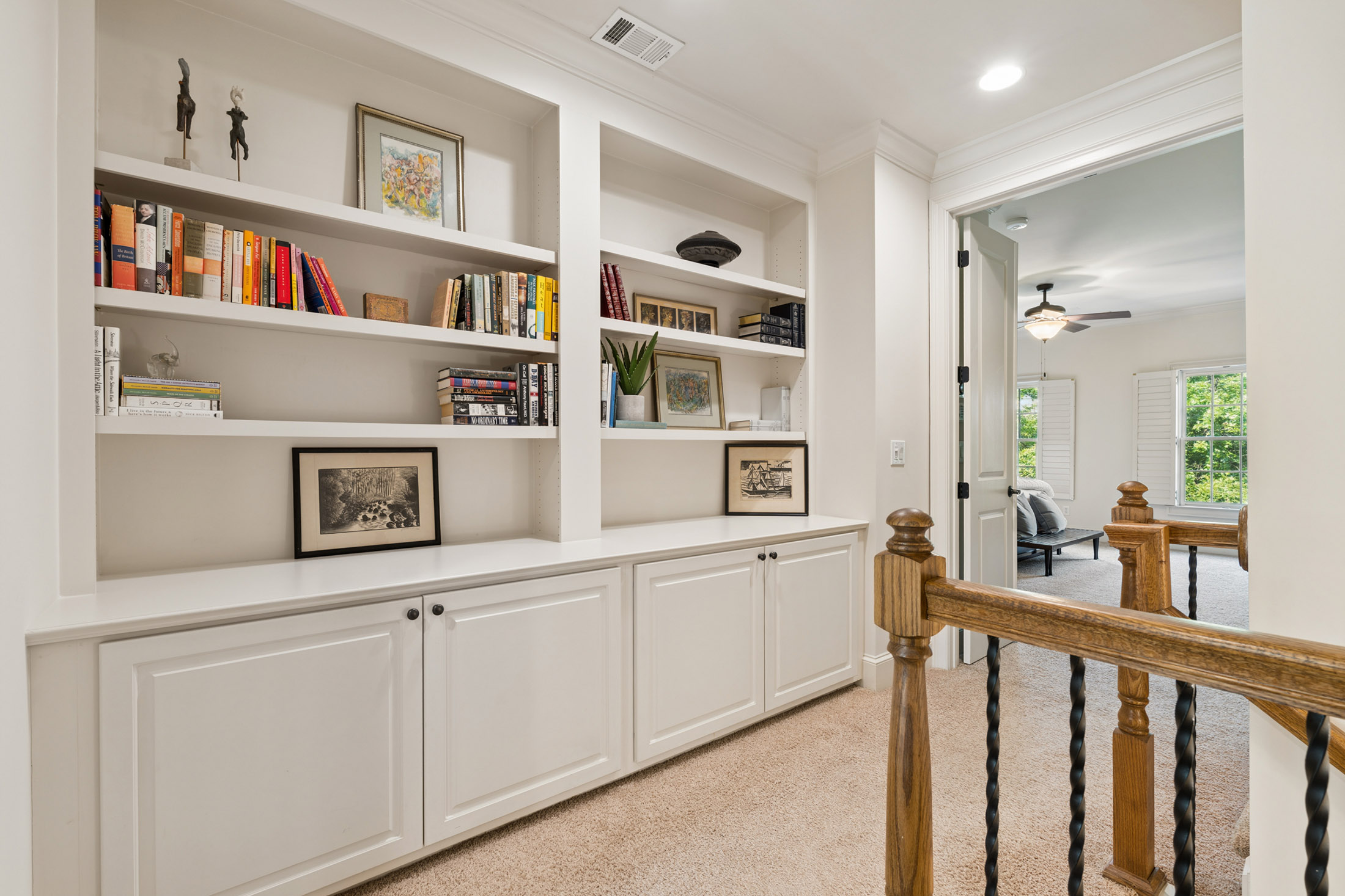  Four Level Brick Townhome with Private Elevator in Gated One Ivy Walk - 物件實景
