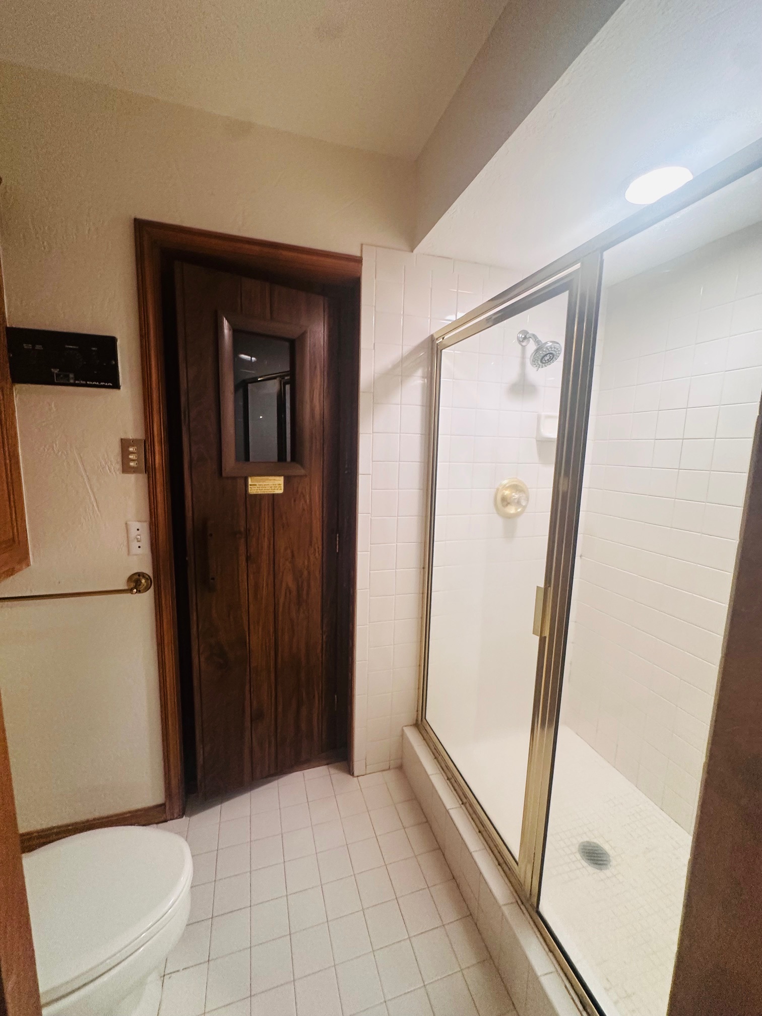 Enid, Oklahoma, 73703, United States, 5 Bedrooms Bedrooms, ,5 BathroomsBathrooms,Residential,For Sale,1981686