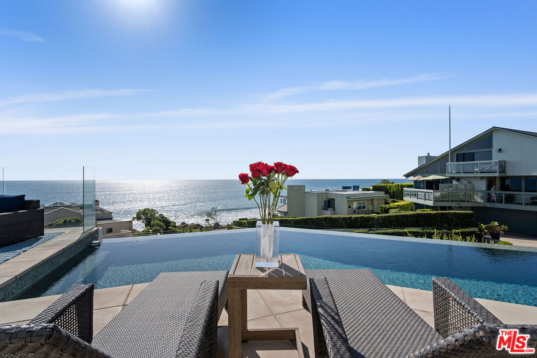Malibu, California, 90265, United States, 3 Bedrooms Bedrooms, ,4 BathroomsBathrooms,Residential,For Sale,1855948