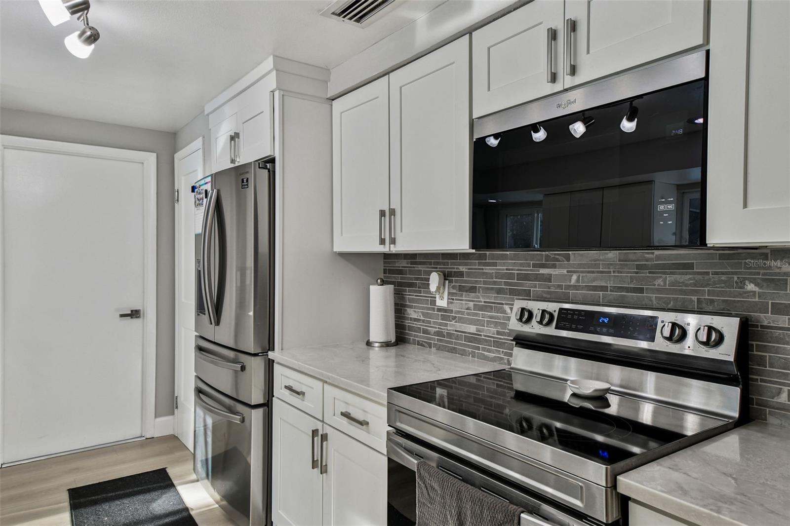 Safety Harbor, Florida, 34695, United States, 2 Bedrooms Bedrooms, ,2 BathroomsBathrooms,Residential,For Sale,2005767