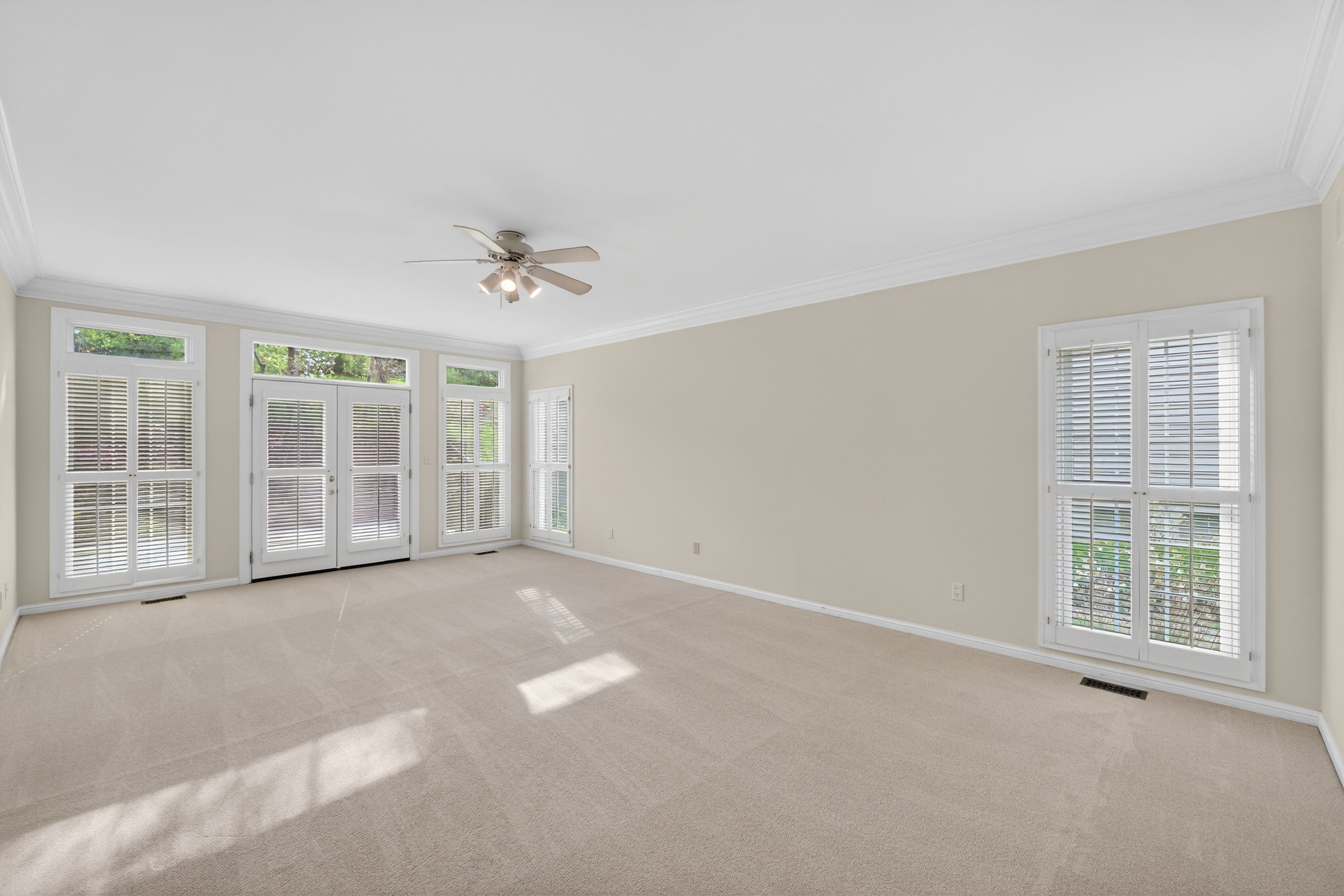  Tucked within the serene, tree-lined enclave of The Forest Subdivision - 物件實景