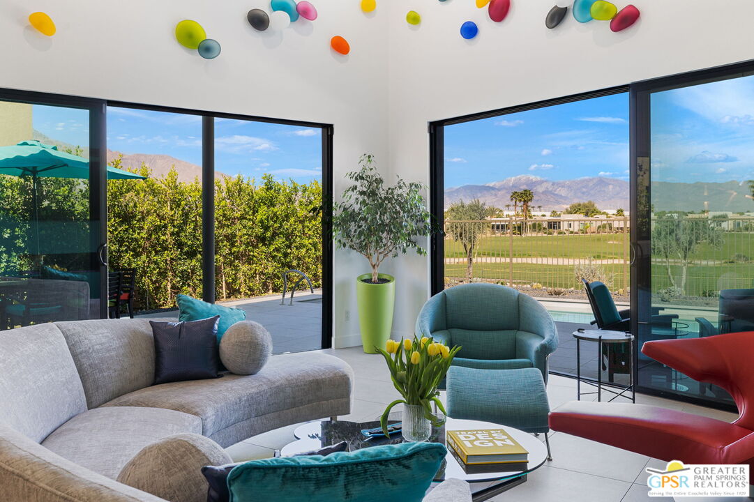 Palm Springs, California, 92262, United States, 3 Bedrooms Bedrooms, ,3 BathroomsBathrooms,Residential,For Sale,1903591