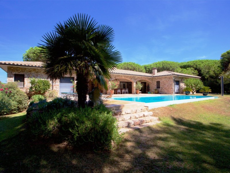 Girona, Pals, Platja de Pals Girona, Pals, Platja, Pals, Catalonia, ES, 5 Bedrooms Bedrooms, ,4 BathroomsBathrooms,Residential,For Sale,Girona, Pals, Platja de Pals Girona, Pals, Platja ,1449115