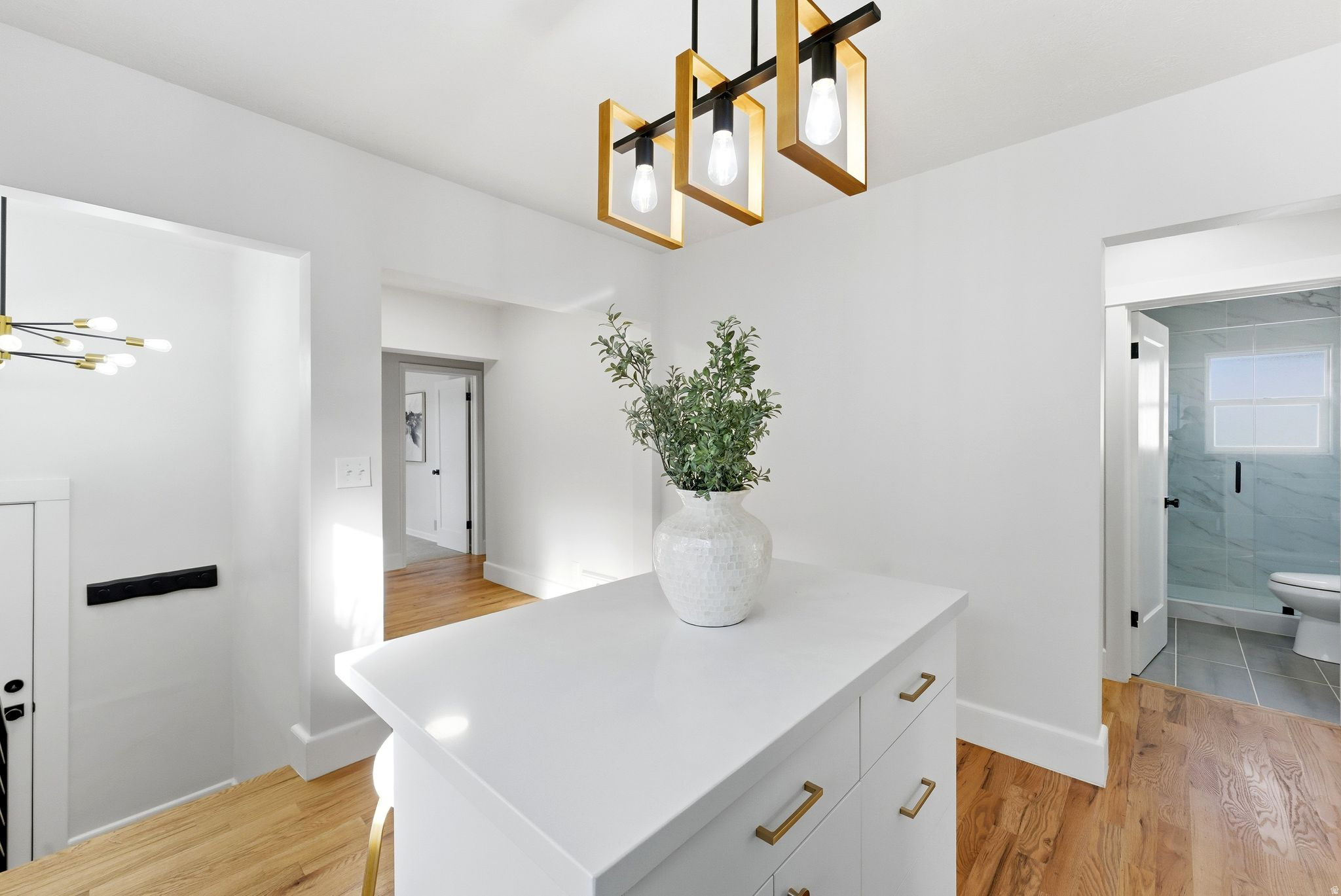 South Salt Lake, Utah, 84115, United States, 3 Bedrooms Bedrooms, ,2 BathroomsBathrooms,Residential,For Sale,2003272