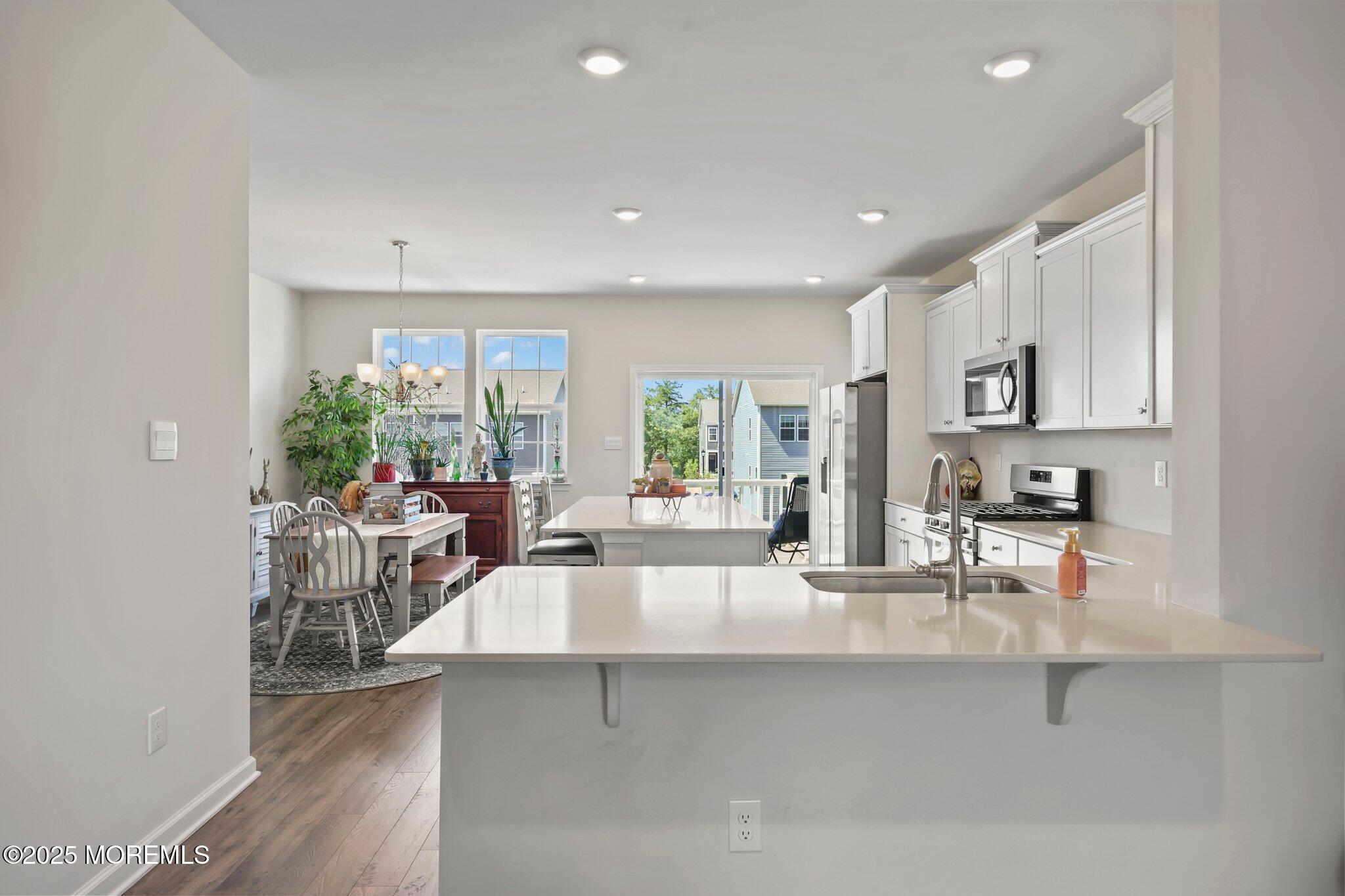 Jackson, New Jersey, 08527, United States, 3 Bedrooms Bedrooms, ,4 BathroomsBathrooms,Residential,For Sale,1979150