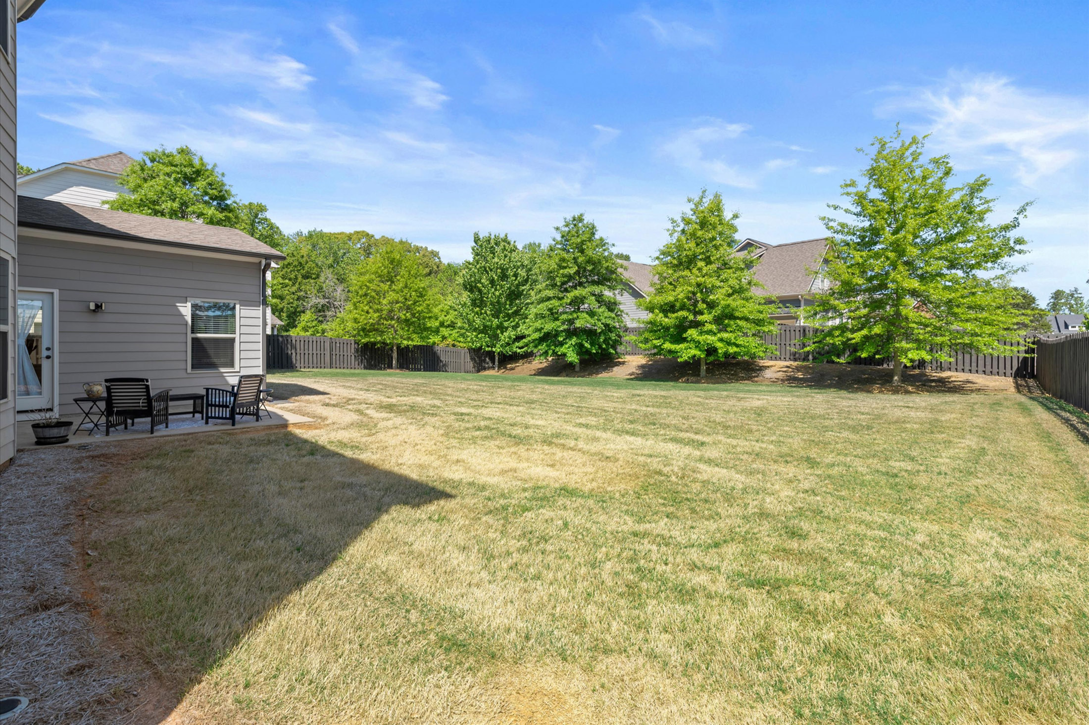  One-of-a-kind Home Offers an Exceptional Blend of Space, Style, and Upgrades - 物件實景