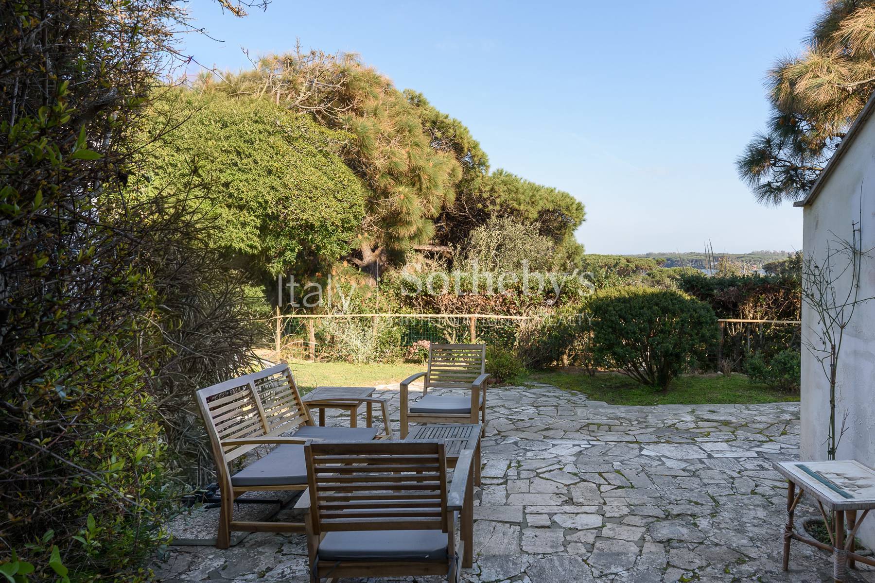  Exclusive Seafront Villa with Private Dock in Sabaudia - 物件實景