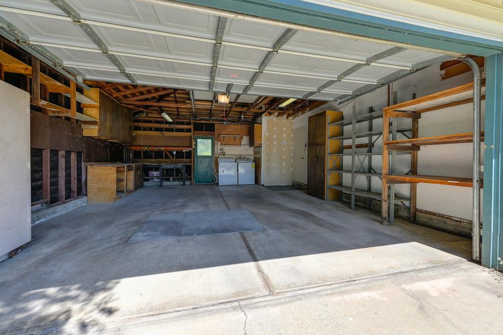 Roseville, California, 95678, United States, 3 Bedrooms Bedrooms, ,2 BathroomsBathrooms,Residential,For Sale,1940546