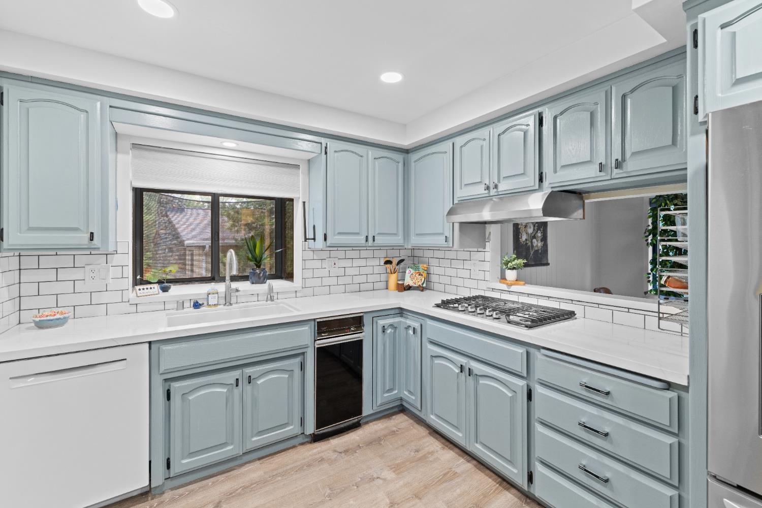 Grass Valley, California, 95949, United States, 3 Bedrooms Bedrooms, ,3 BathroomsBathrooms,Residential,For Sale,1992571