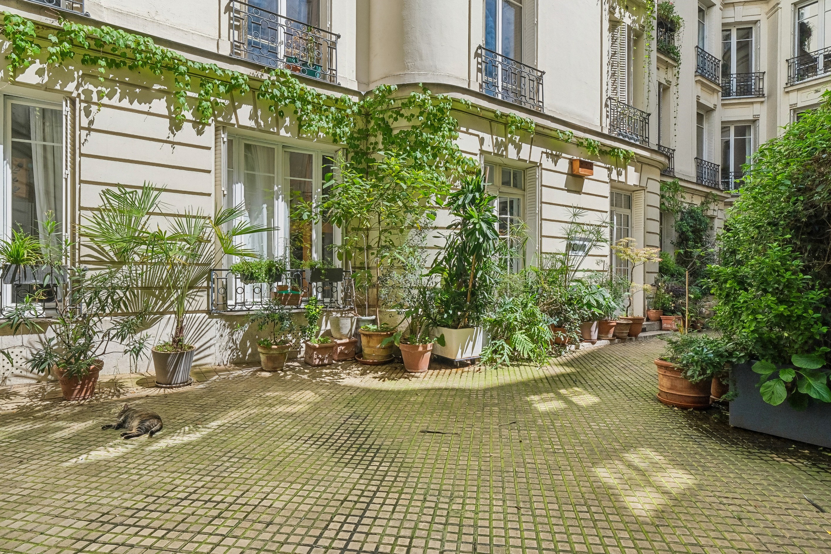  Paris 9th - Trudaine - Anvers - Amazing Loft with Exceptional Eiffel Glass Roof - 物件實景