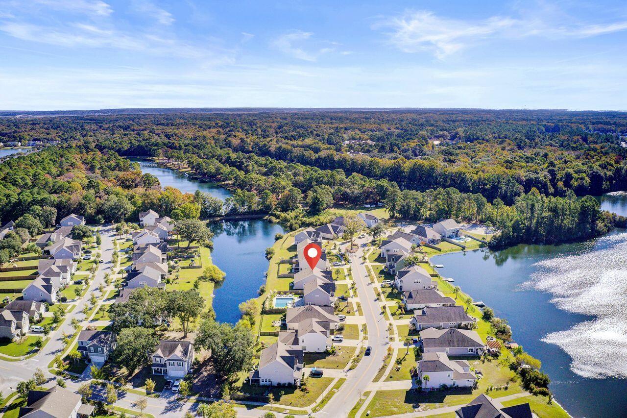 Johns Island, South Carolina, 29455, United States, 4 Bedrooms Bedrooms, ,2 BathroomsBathrooms,Residential,For Sale,1967653