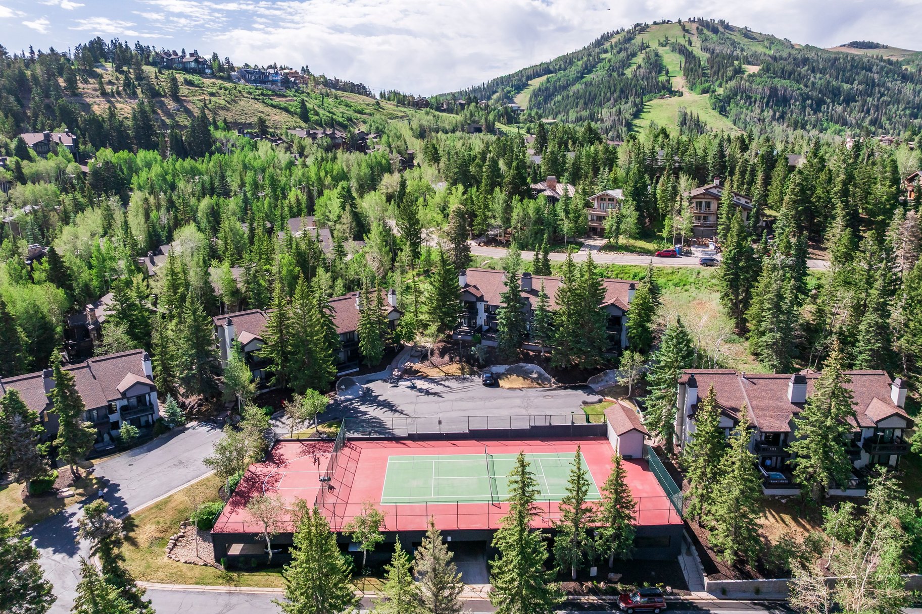  Beautifully Renovated Ski-In/Ski-Out Townhome in Upper Deer Valley - 物件實景