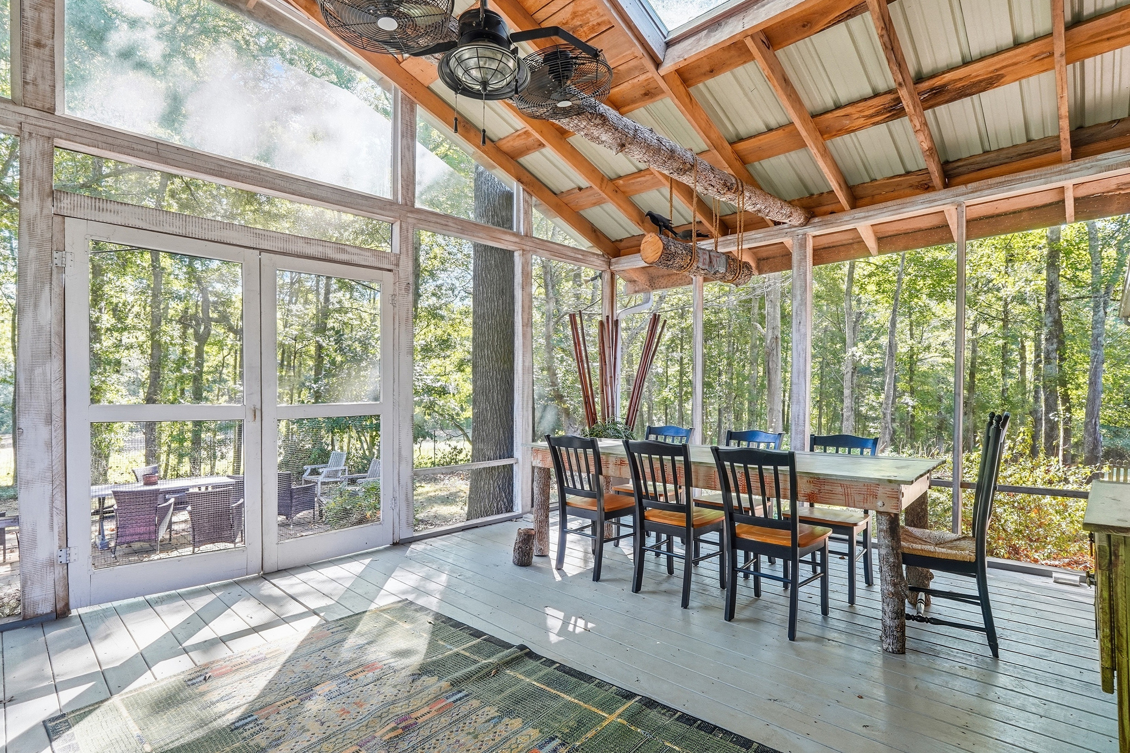  Exquisite 77.5 +/- Acre Private Retreat With Modern Rustic Elegance - 物件實景
