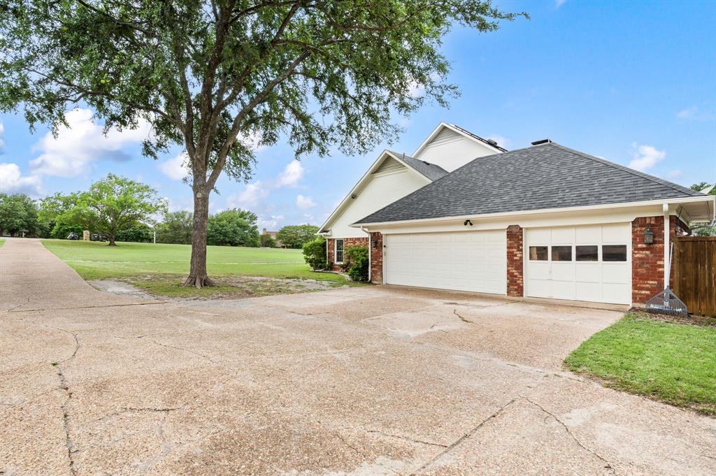 Melissa, Texas, 75454, United States, 5 Bedrooms Bedrooms, ,5 BathroomsBathrooms,Residential,For Sale,2048357