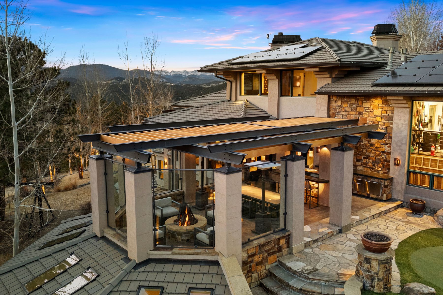  Premium Location with Unobstructed Front Range Views - 物件實景