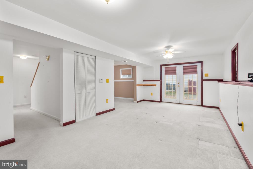 Stafford, Virginia, 22554, United States, 4 Bedrooms Bedrooms, ,4 BathroomsBathrooms,Residential,For Sale,2009309