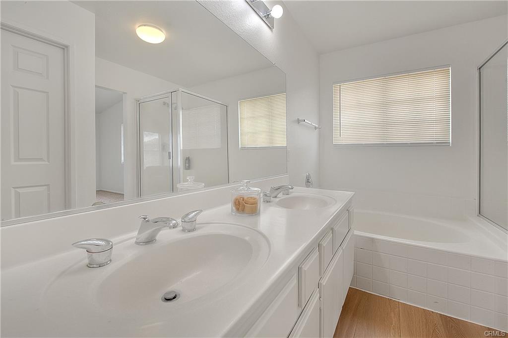 Victorville, California, 92392, United States, 5 Bedrooms Bedrooms, ,3 BathroomsBathrooms,Residential,For Sale,1996162