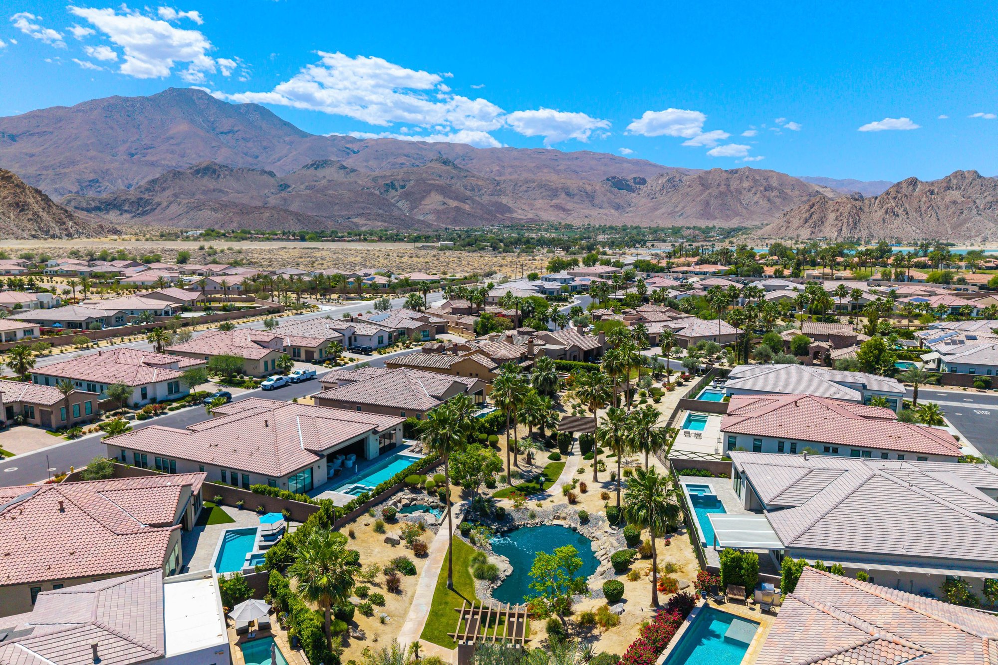  Sunsets, Mountain Views & Resort-Style Living Await - 物件實景
