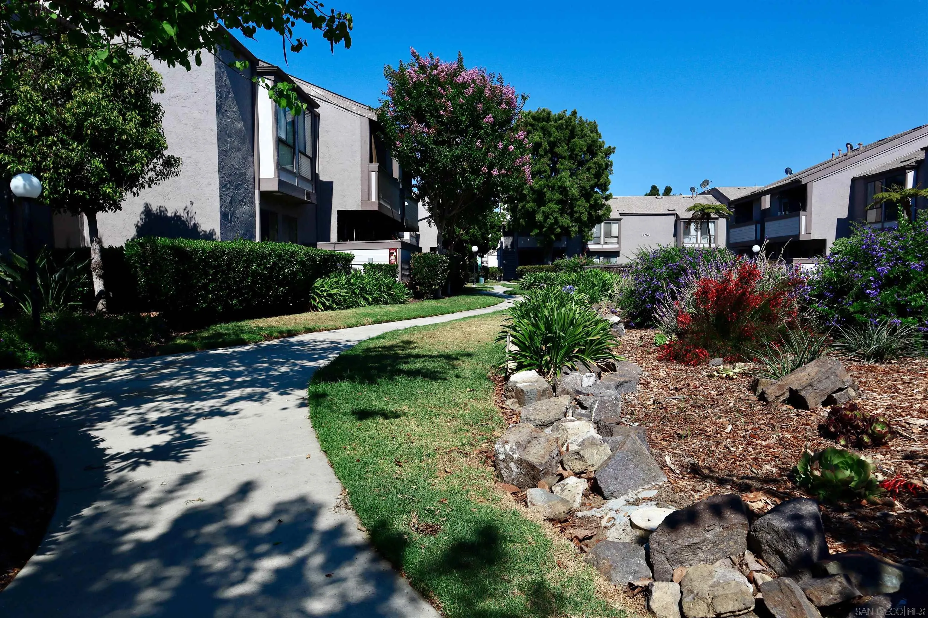 San Diego, California, 92123, United States, 3 Bedrooms Bedrooms, ,2 BathroomsBathrooms,Residential,For Sale,1897530