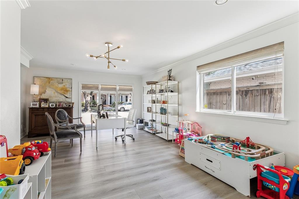 Metairie, Louisiana, 70006, United States, 3 Bedrooms Bedrooms, ,3 BathroomsBathrooms,Residential,For Sale,1793323