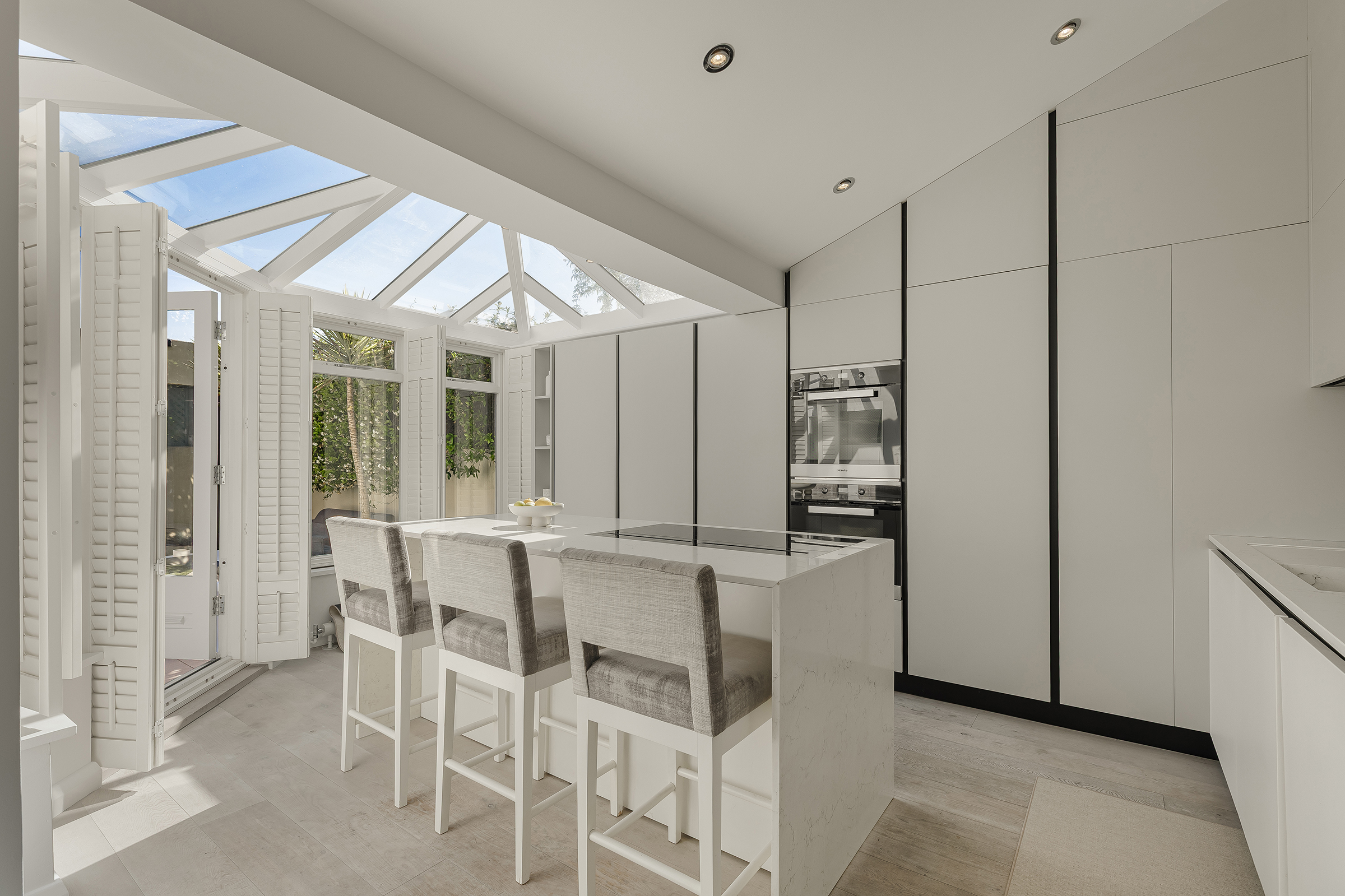  A Garden Apartment with Private Garage in the Heart of Little Venice - 物件實景