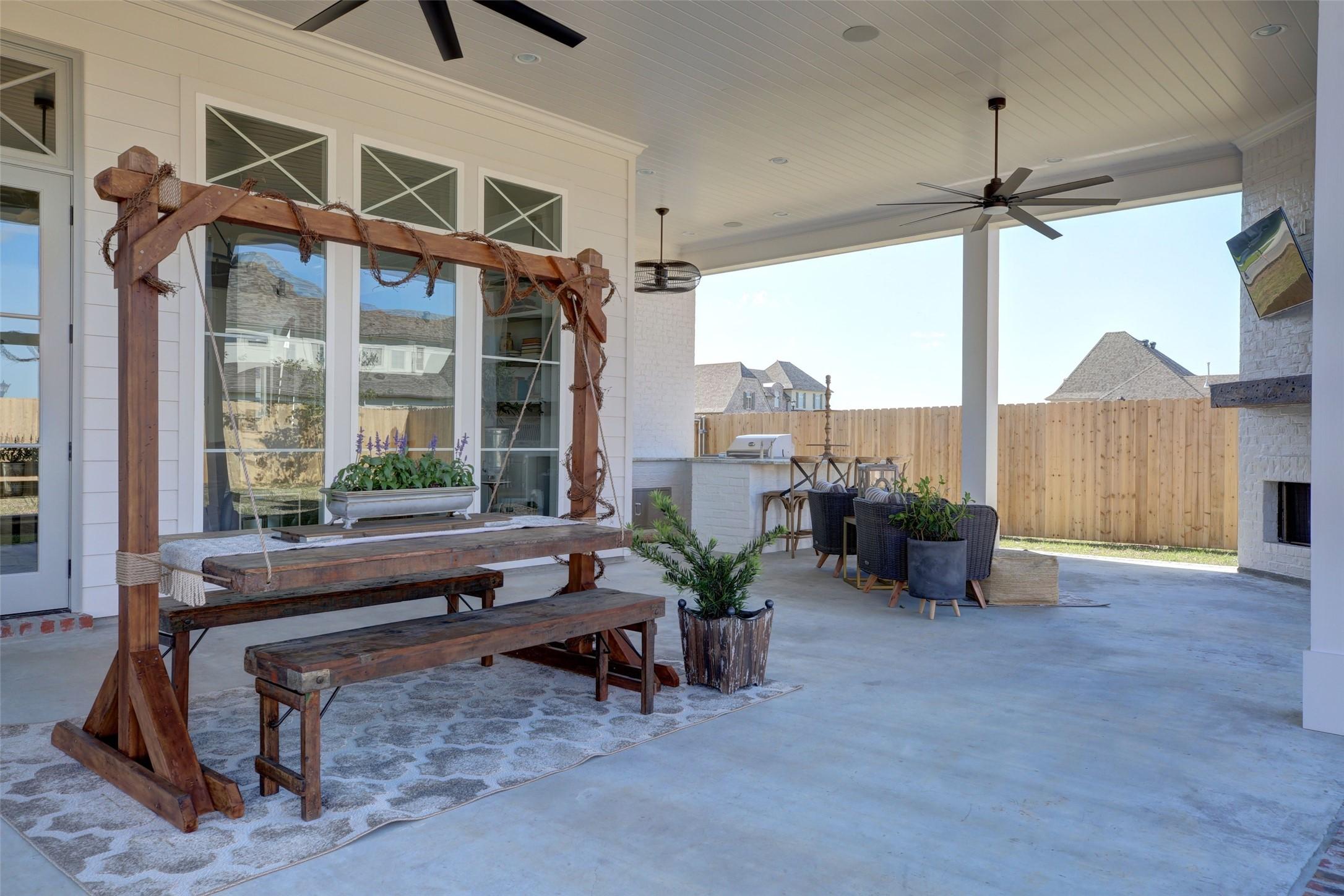 Shreveport, Louisiana, 71106, United States, 4 Bedrooms Bedrooms, ,4 BathroomsBathrooms,Residential,For Sale,1975373