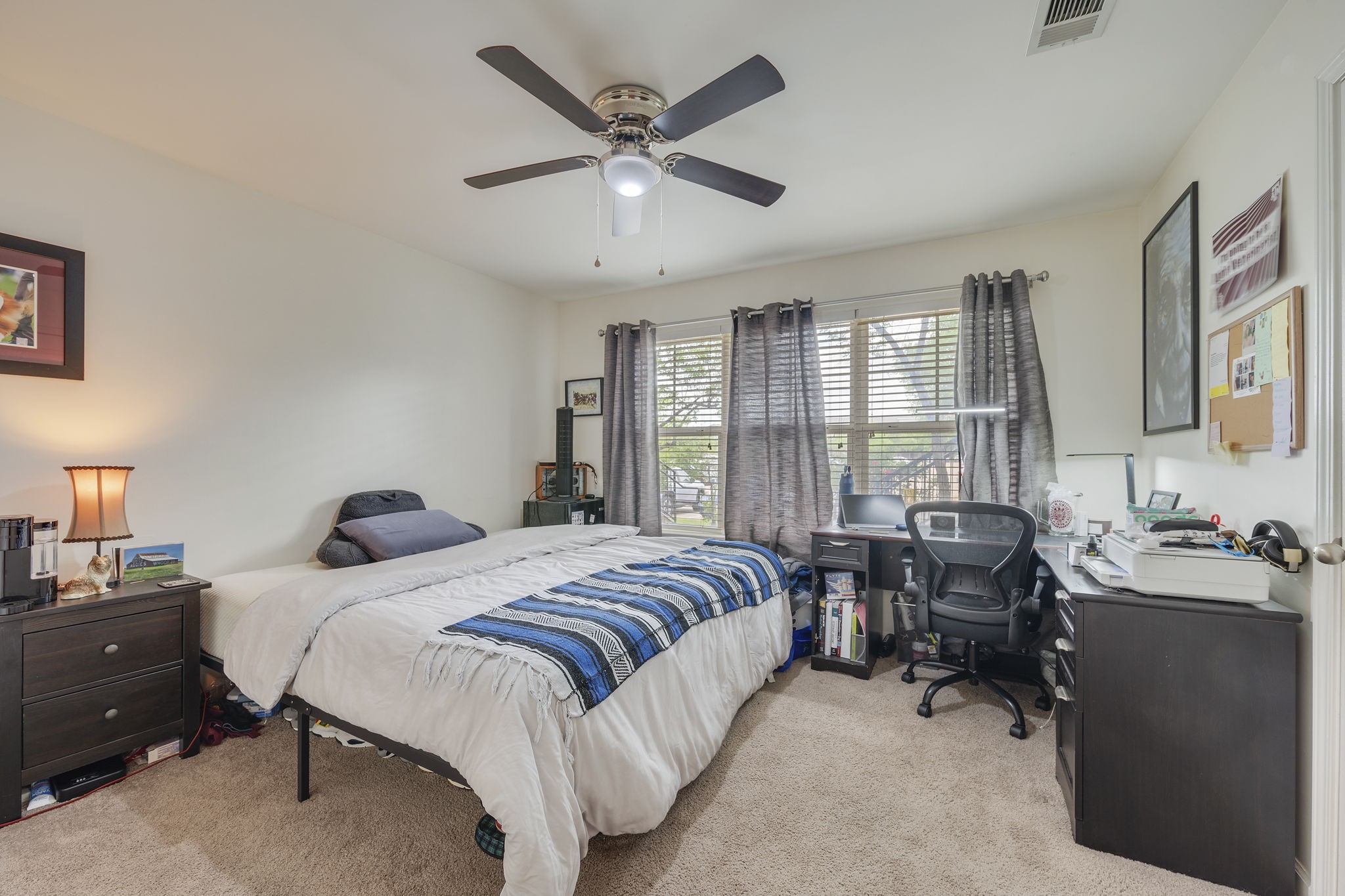  1725 Harvey Mitchell Parkway S #1814 - 物件實景