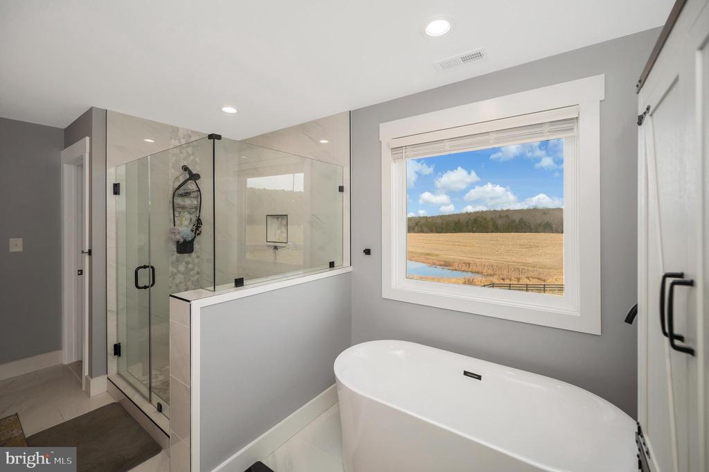 Bealeton, Virginia, 22712, United States, 4 Bedrooms Bedrooms, ,3 BathroomsBathrooms,Residential,For Sale,2002871