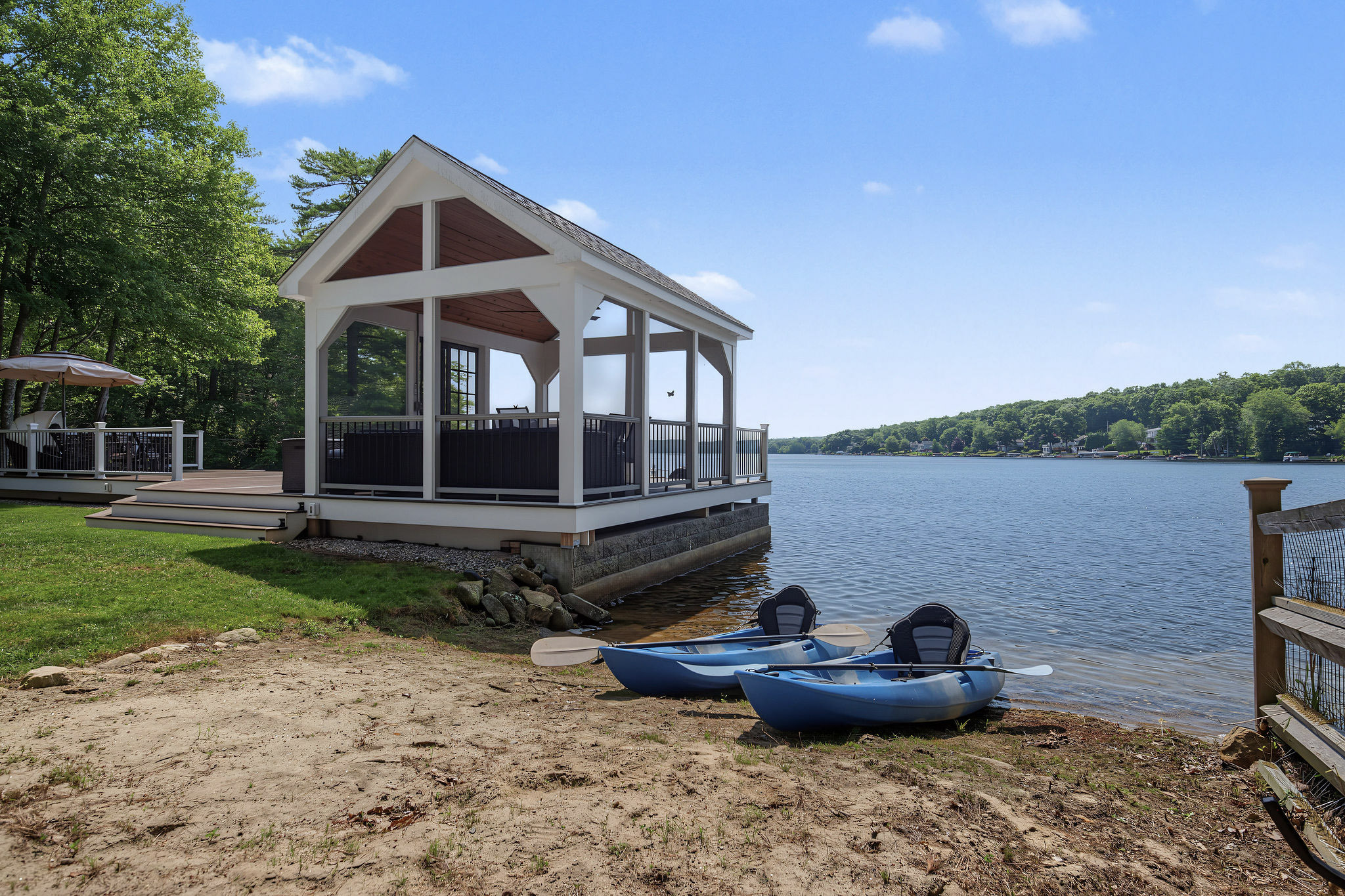  Welcome to Beach Pond