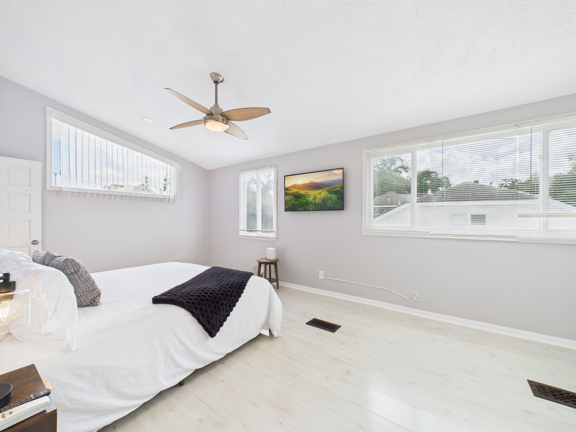 Houston, Texas, 77006, United States, 3 Bedrooms Bedrooms, ,1 BathroomBathrooms,Residential,For Sale,1982150