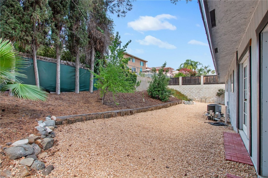 Canyon Lake, California, 92587, United States, 3 Bedrooms Bedrooms, ,2 BathroomsBathrooms,Residential,For Sale,1888203