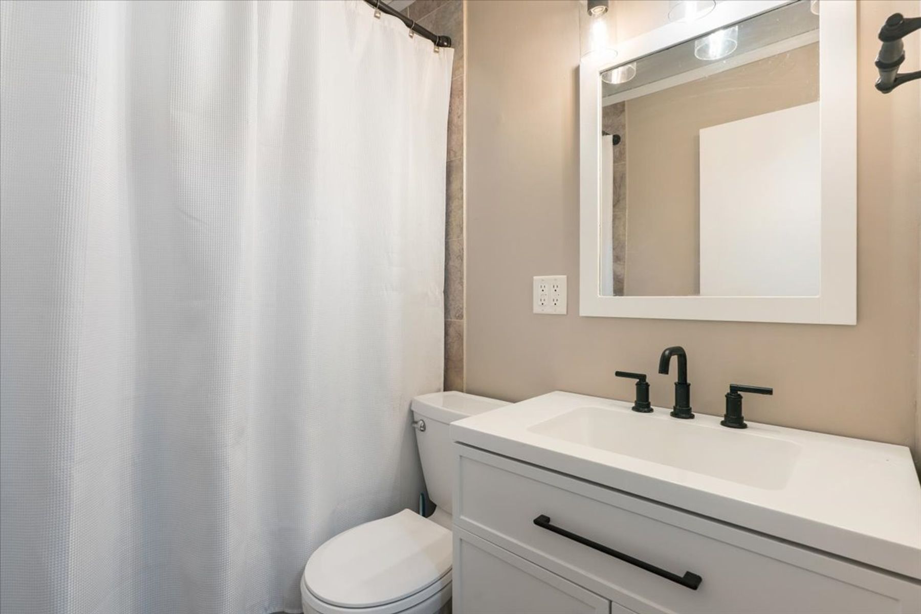  Beautifully Remodeled Rambler Near Downtown Rochester - 物件實景
