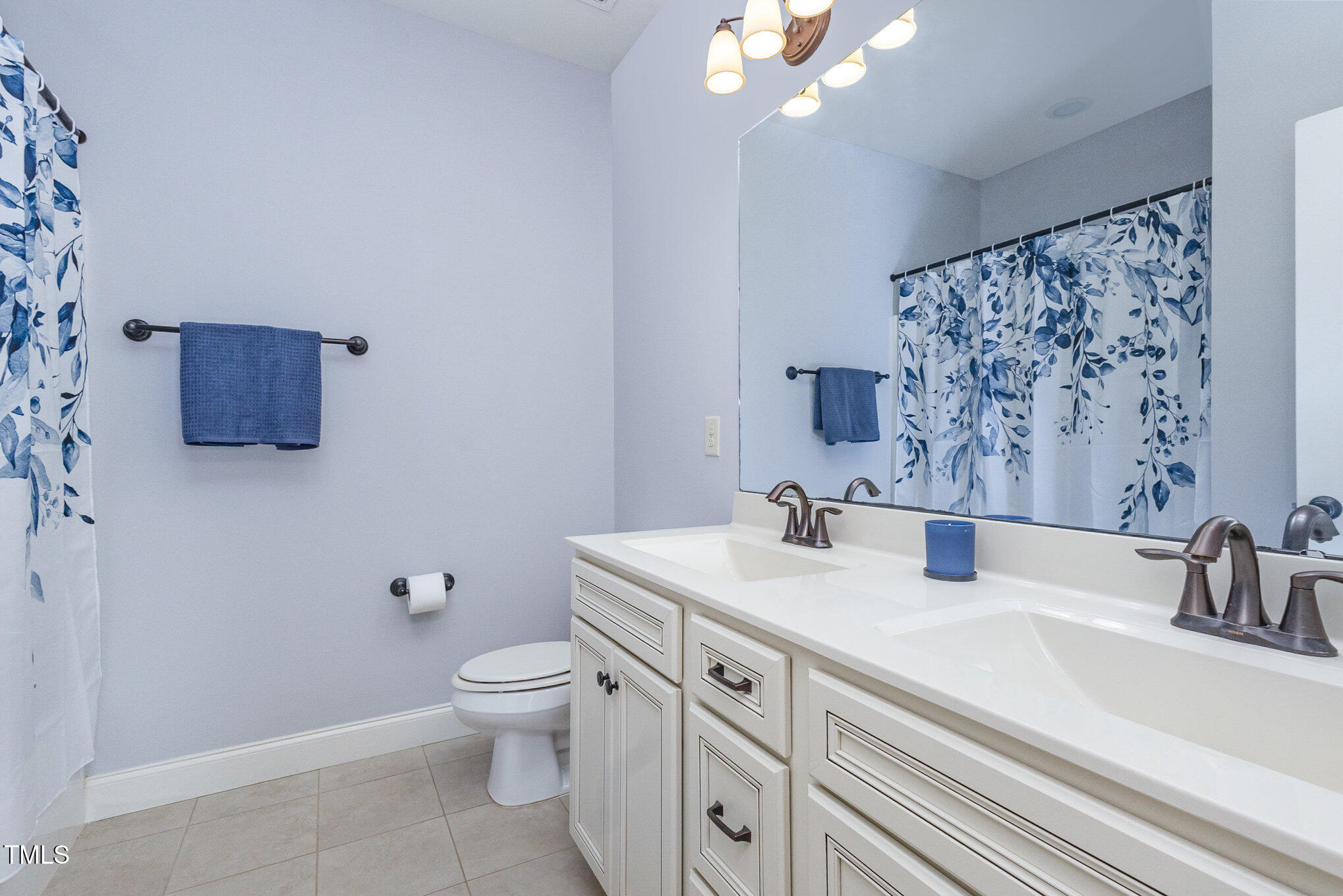 Apex, North Carolina, 27539, United States, 4 Bedrooms Bedrooms, ,4 BathroomsBathrooms,Residential,For Sale,1924371