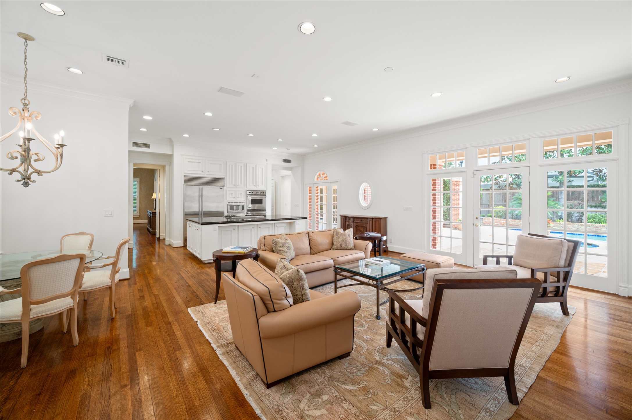  5495 Sugar Hill Drive - 物件實景