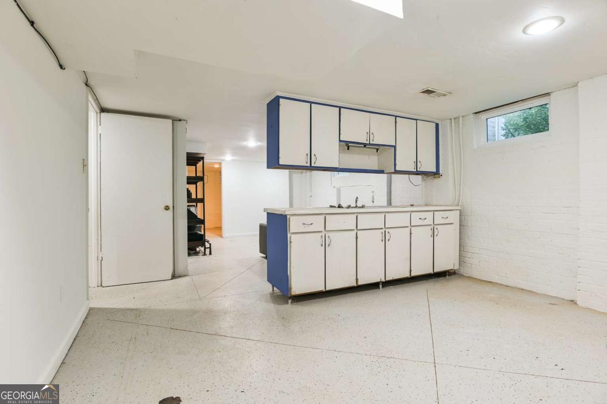 Athens, Georgia, 30606, United States, 4 Bedrooms Bedrooms, ,3 BathroomsBathrooms,Residential,For Sale,1988193