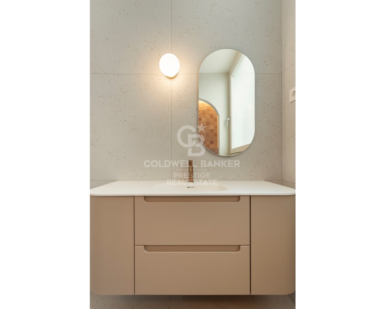 Barcelona, Catalonia, ES, 3 Bedrooms Bedrooms, ,2 BathroomsBathrooms,Residential,For Sale,1794686