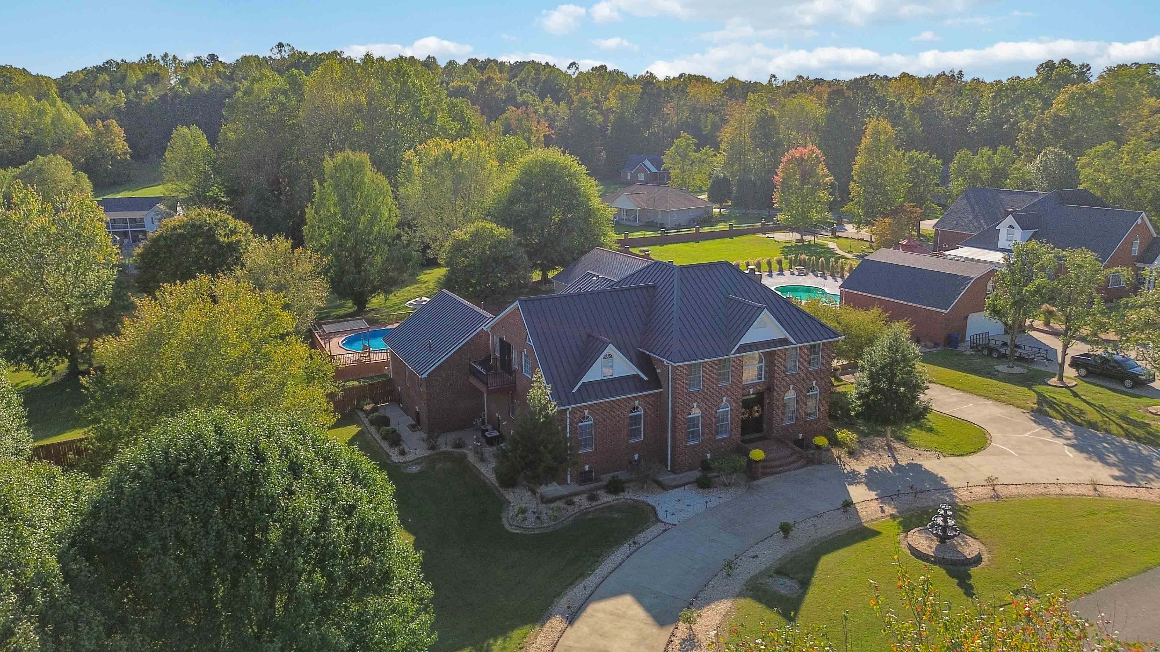 Corbin, Kentucky, 40701, United States, 10 Bedrooms Bedrooms, ,10 BathroomsBathrooms,Residential,For Sale,2045209