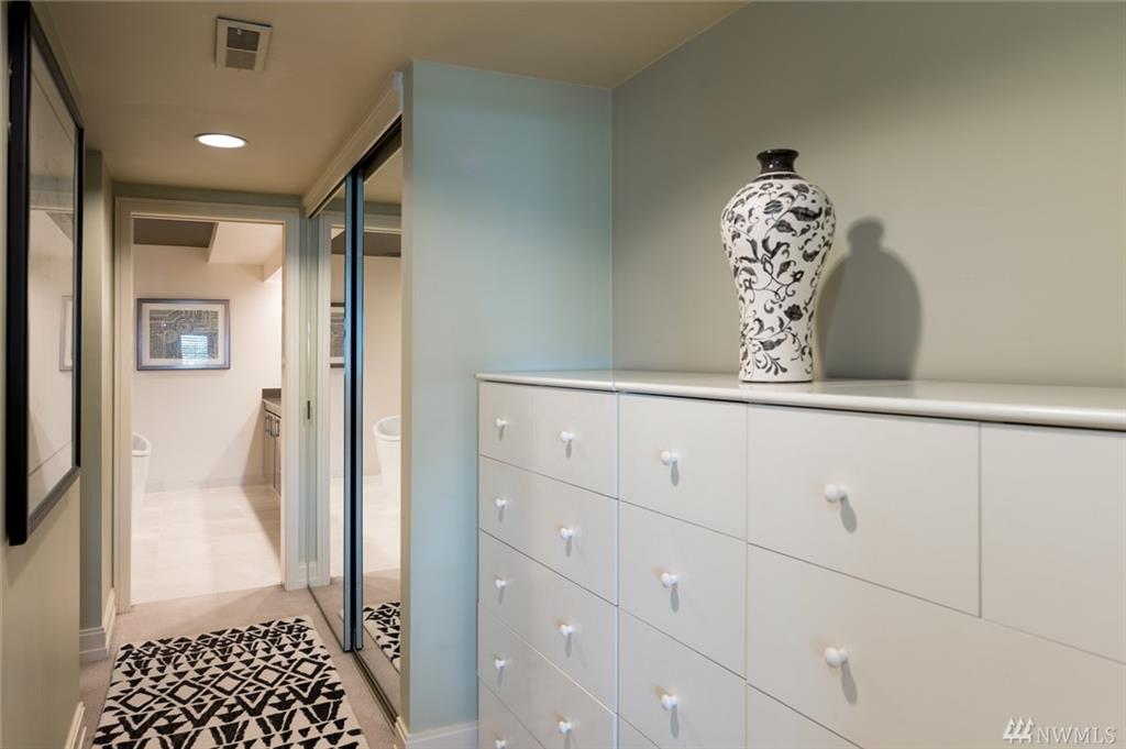 1956 Harvard Ave E 204, Seattle, Washington, 98102, United States, 2 Bedrooms Bedrooms, ,2 BathroomsBathrooms,Residential,For Sale,1956 Harvard Ave E 204,1446429
