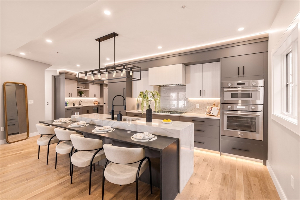 Brookline, Massachusetts, 02445, United States, 3 Bedrooms Bedrooms, ,4 BathroomsBathrooms,Residential,For Sale,1760278