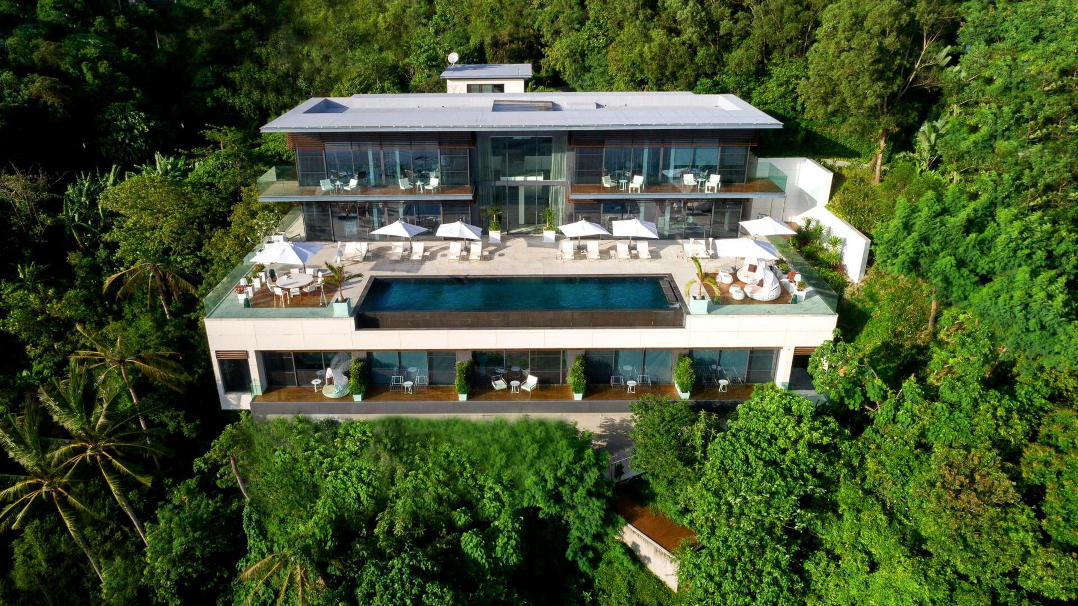 Clifftop Residence 